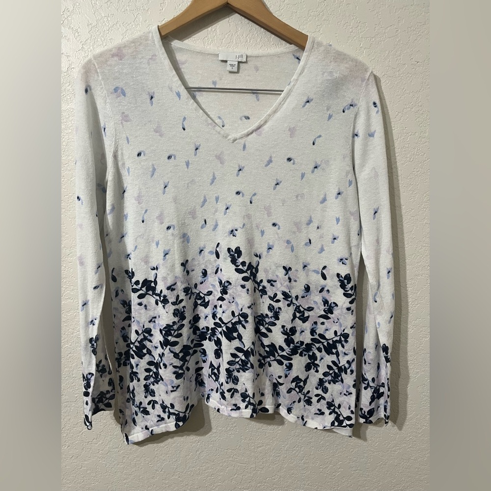 ❄️ ⛄️ J Jill long sleeve printed V-neck sweater size small cotton/linen blend